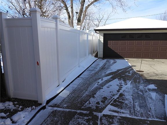 4th image of 6278 Saylor Dr