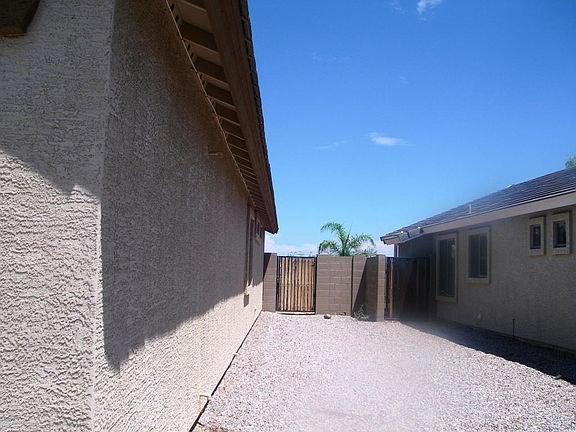 3rd image of 35055 N Bandolier Dr