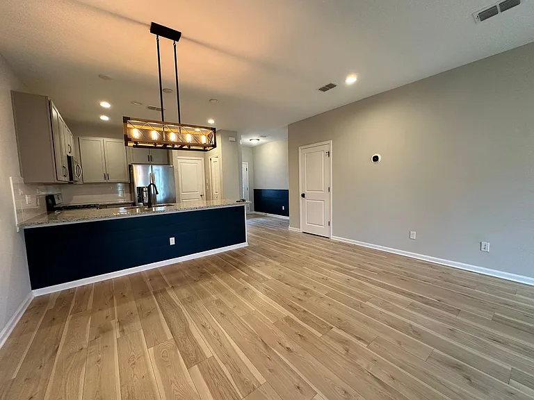 61 Pinebury Ln — Photo 22