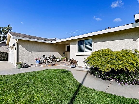 3rd image of 7803 Diana Ln