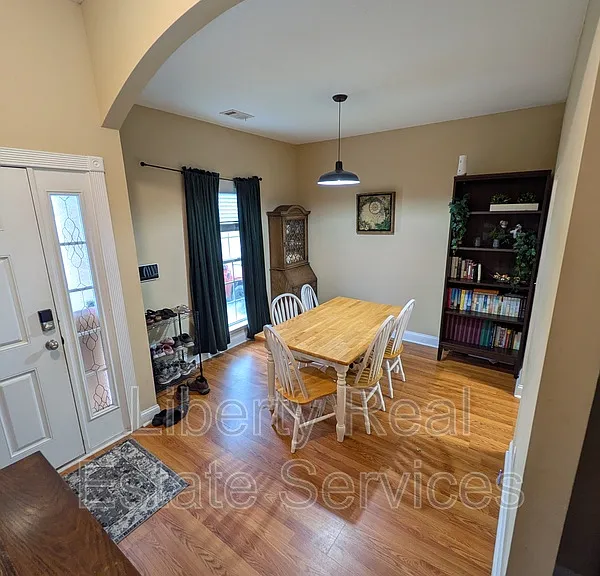 1228 Peacock Trl — Photo 12