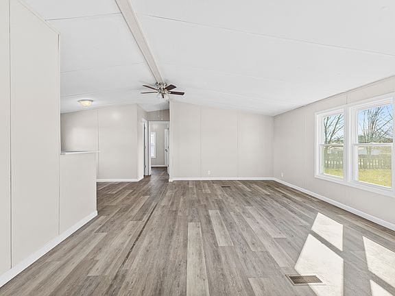 4th image of 217 Wesley Dr