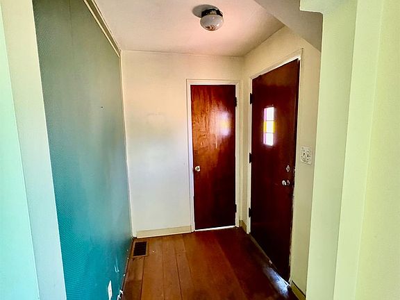 2nd image of 2936 Boudinot Ave