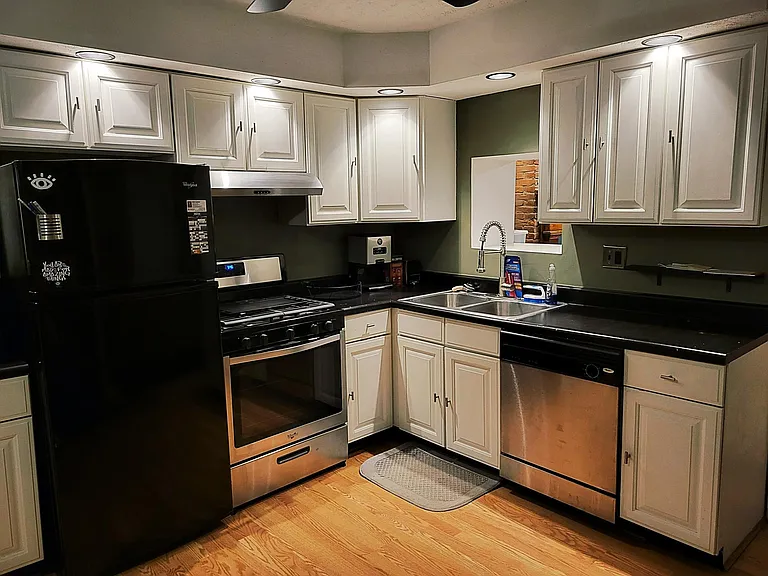 2112 Carey Way #1 — Photo 7