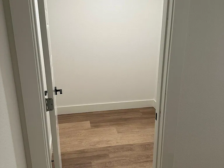 2600 Livingston Sq #1.1 — Photo 13