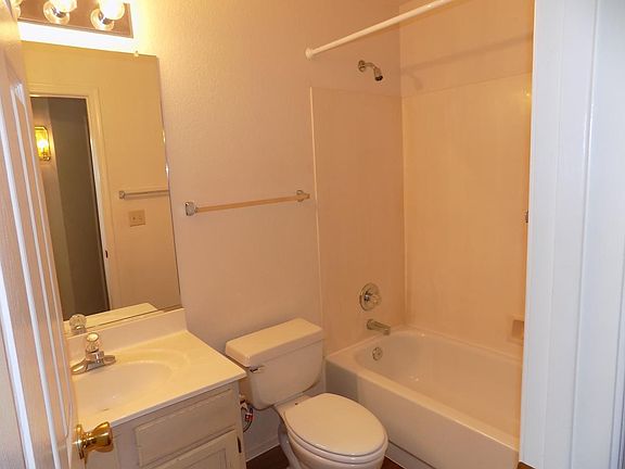 3rd image of 4453 E Verbena Dr
