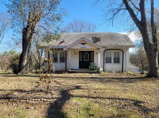 14414 Sinks Rd, Florissant, MO 63034
