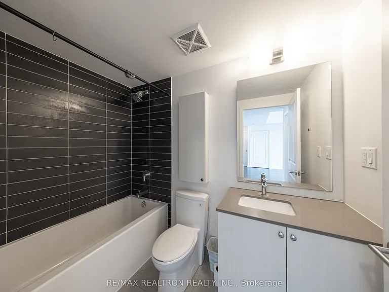 2799 Kingston Rd #910 — Photo 12