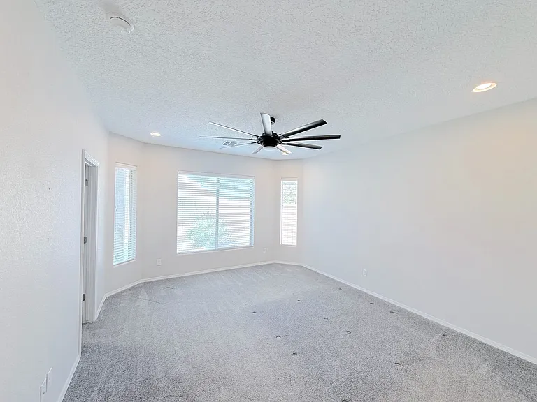 1172 Vallecito Loop NW — Photo 17