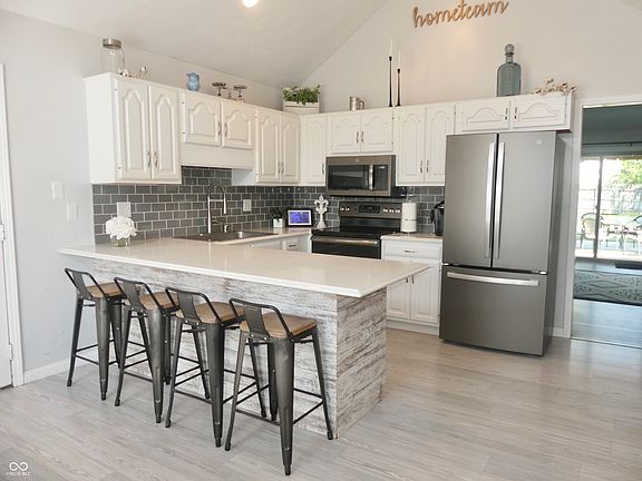5th image of 2800 W Palisades Pkwy