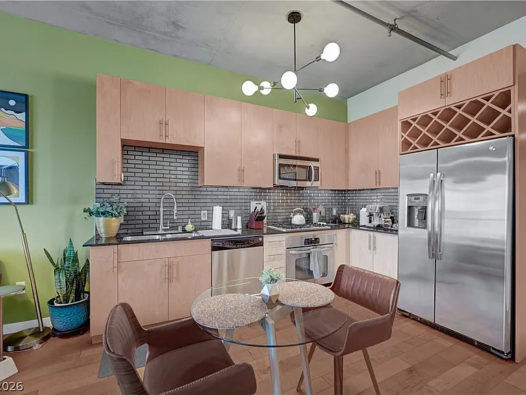 353 E Bonneville Ave #569 — Photo 4