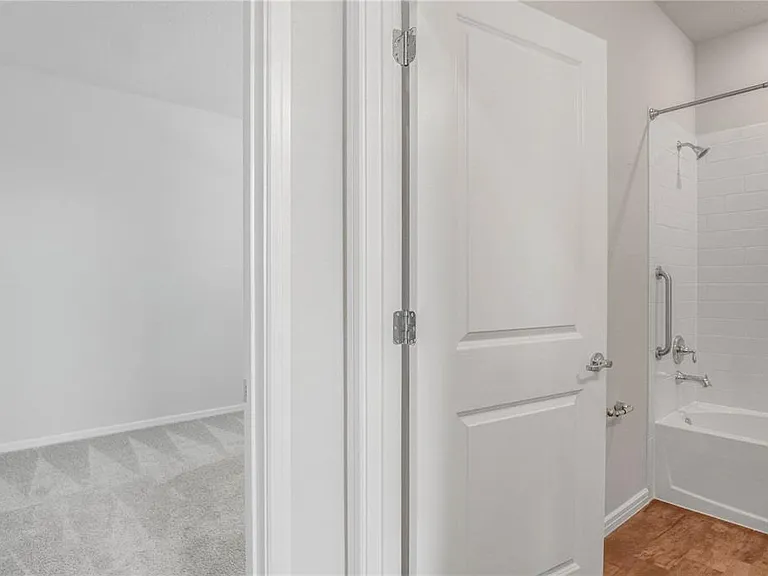 14025 Kauai Dr — Photo 17
