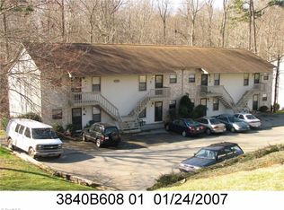 2048 H Swaim Ridge Ln, Winston Salem, NC 27127