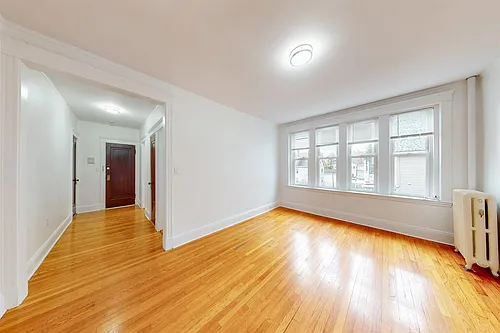 172 Maple St #110 Photo 1
