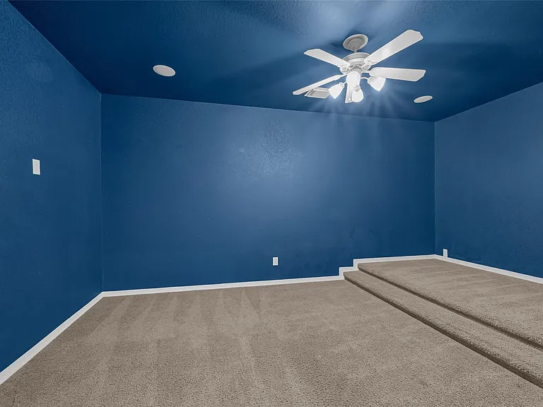 3906 Point Cuero Ct — Photo 36