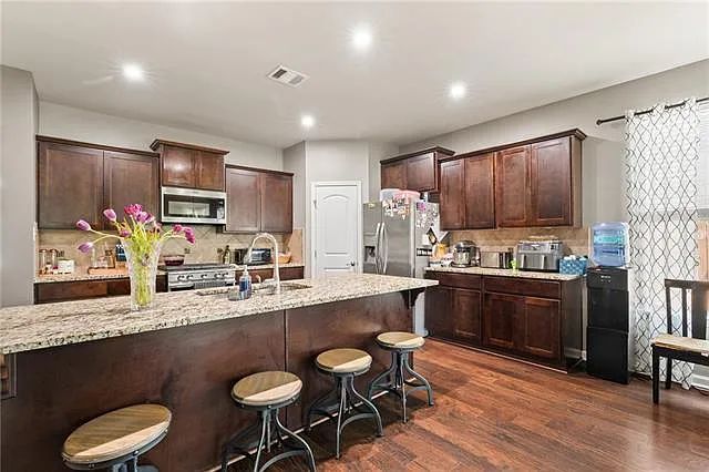 16973 River Park Dr — Photo 5