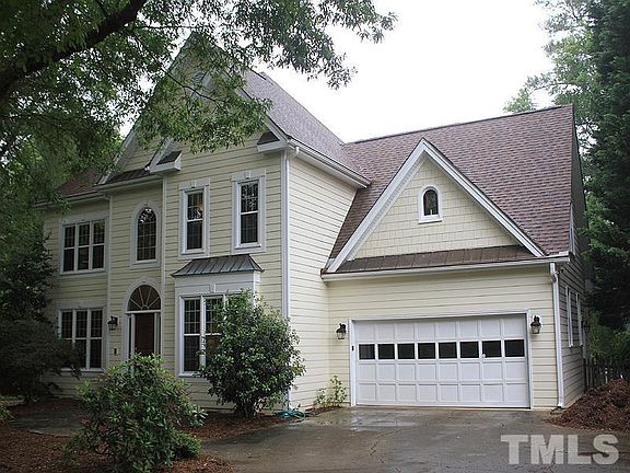 2nd image of 4112 Amesbury Ln