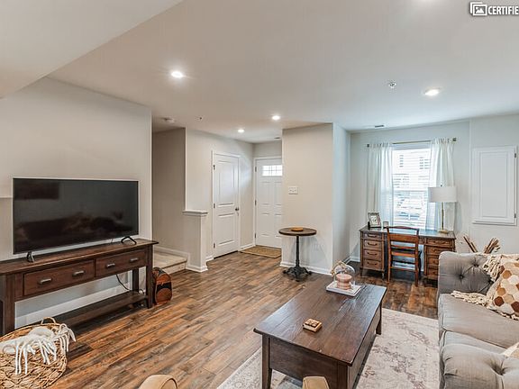 Livingroom from Front door