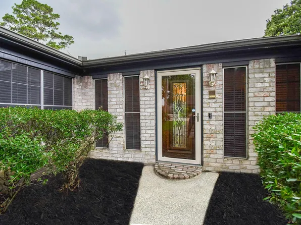 12622 Advance Dr, Houston, TX 77065