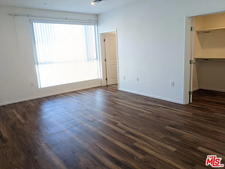 11260 Mississippi Ave #405 — Photo 15