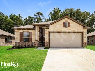 123 Lakeway Cir, Anahuac, TX 77514