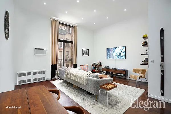 Sold by (Legacy) Elegran | media 13