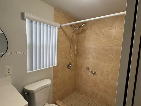2311 NW 15th St, Miami, FL 33125