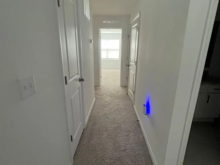 117 Mandovi St — Photo 6