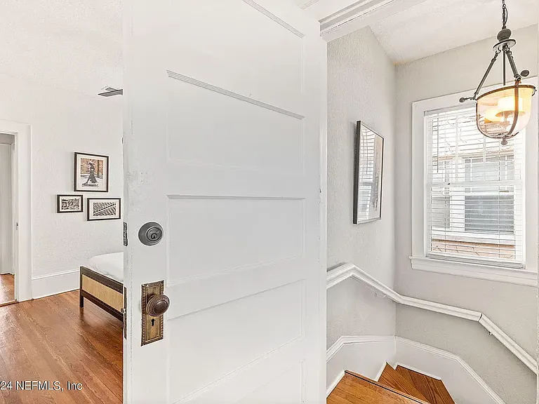 2973 Herschel St — Photo 7
