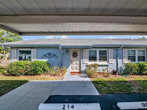 214 Gloucester Blvd, Sun City Center, FL 33573