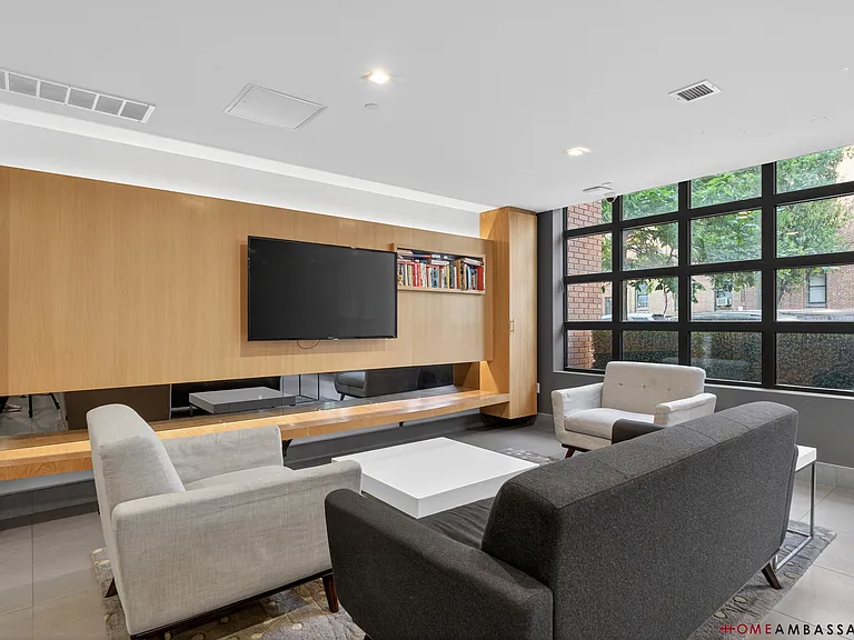 2100 Bedford Ave #5F — Photo 13