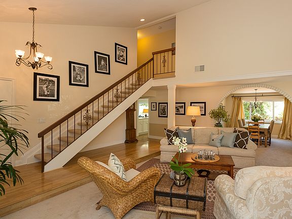 2nd image of 13072 Tamarisk Dr
