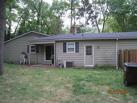 2nd image of 3140 Howlett Dr SE