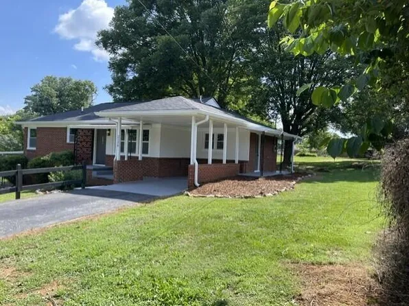 2130 Orchard St, Morristown, TN 37814