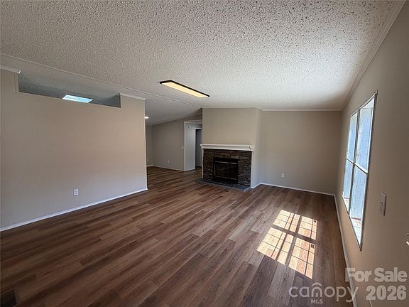 3rd image of 222 E Maine Ave