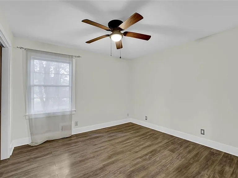 2683 Ashworth Cir — Photo 25