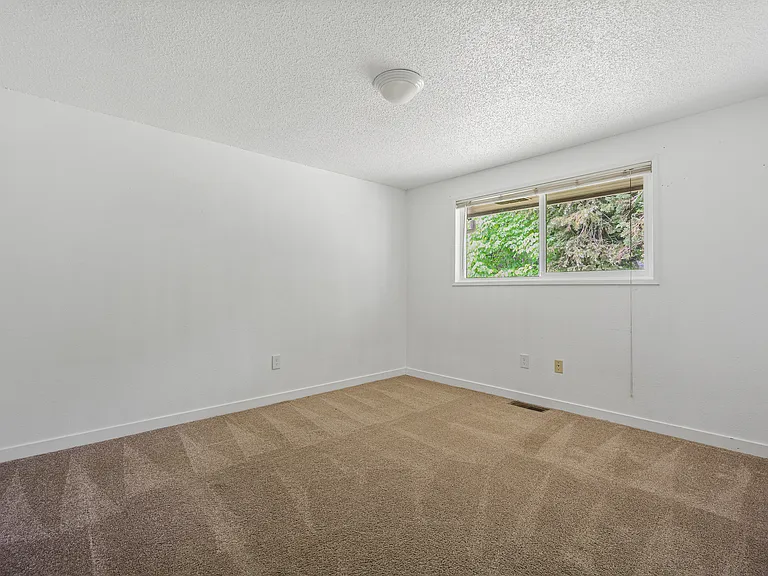 9411 147th St E — Photo 9