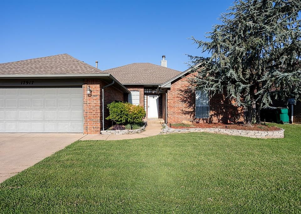 1st image of 17917 Chestnut Oak Dr