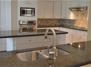 121 Old Bridge Lk, Houston, TX 77069