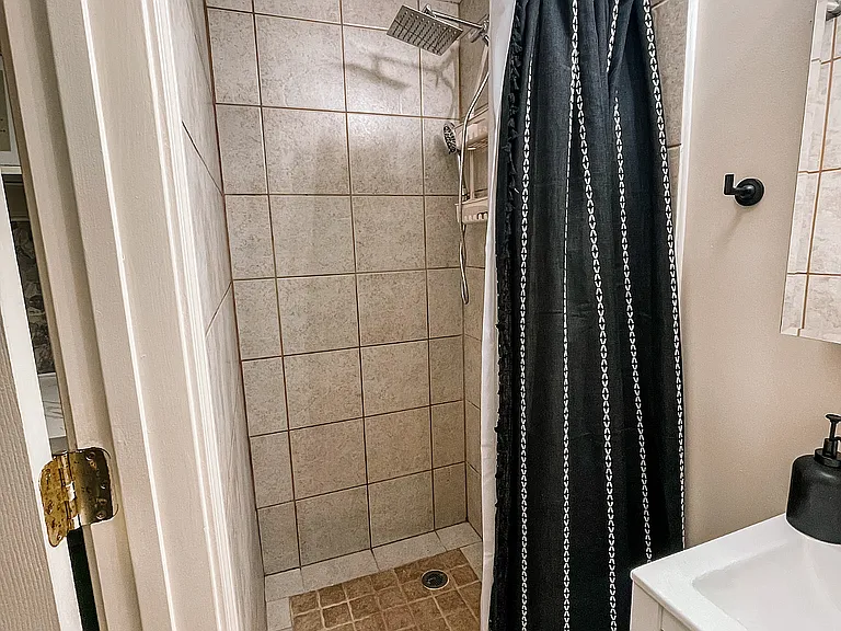 160 Blackstone St #2M — Photo 9