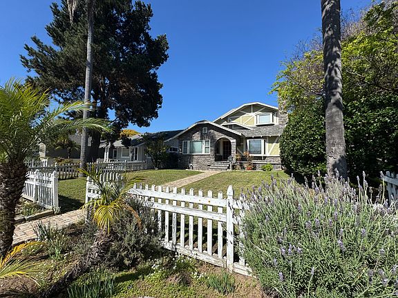 3rd image of 1329 Engracia Ave