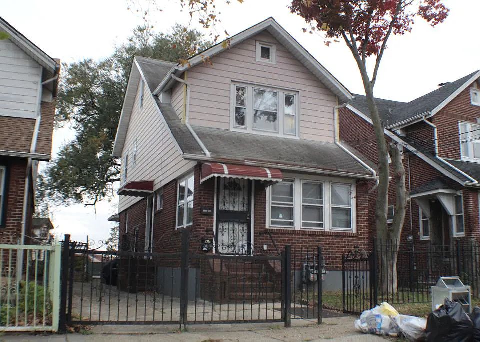 1st image of 14938 Hollywood Ave