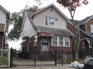 14938 Hollywood Ave, Flushing, NY 11355