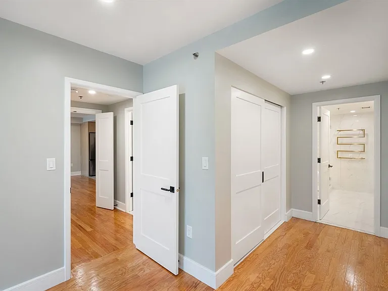 75-83 Cambridge Pkwy #101 — Photo 18