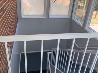 9525 Midland Blvd #2F, Saint Louis, MO 63114