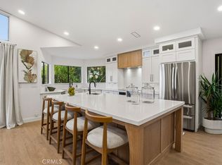 22207 Vacation Dr, Canyon Lake, CA 92587