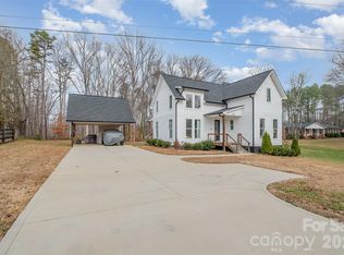 5028 Lewis Rd, Gastonia, NC 28052