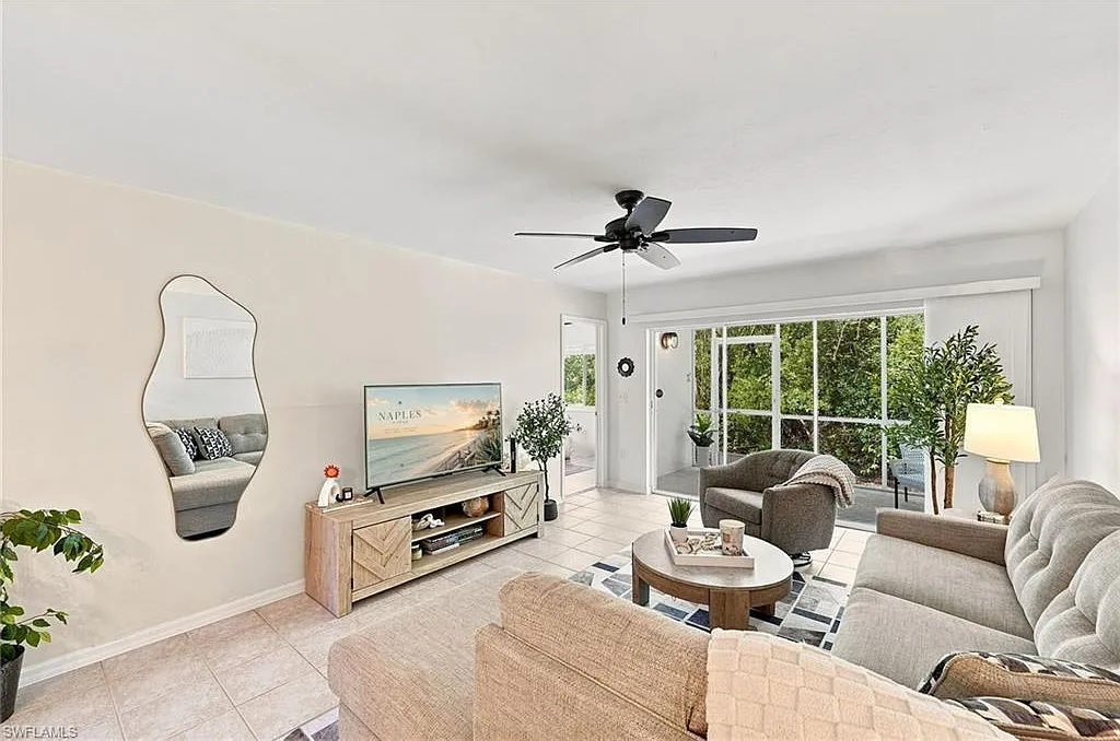 2 bed, 2.0 bath, 1100 sqft, $4,500 — Photo 1