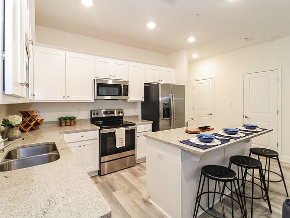 3rd image of 10563 County Road 48 #126