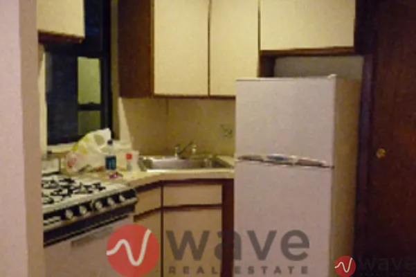 Rented by Wave Real Estate Group | media 4